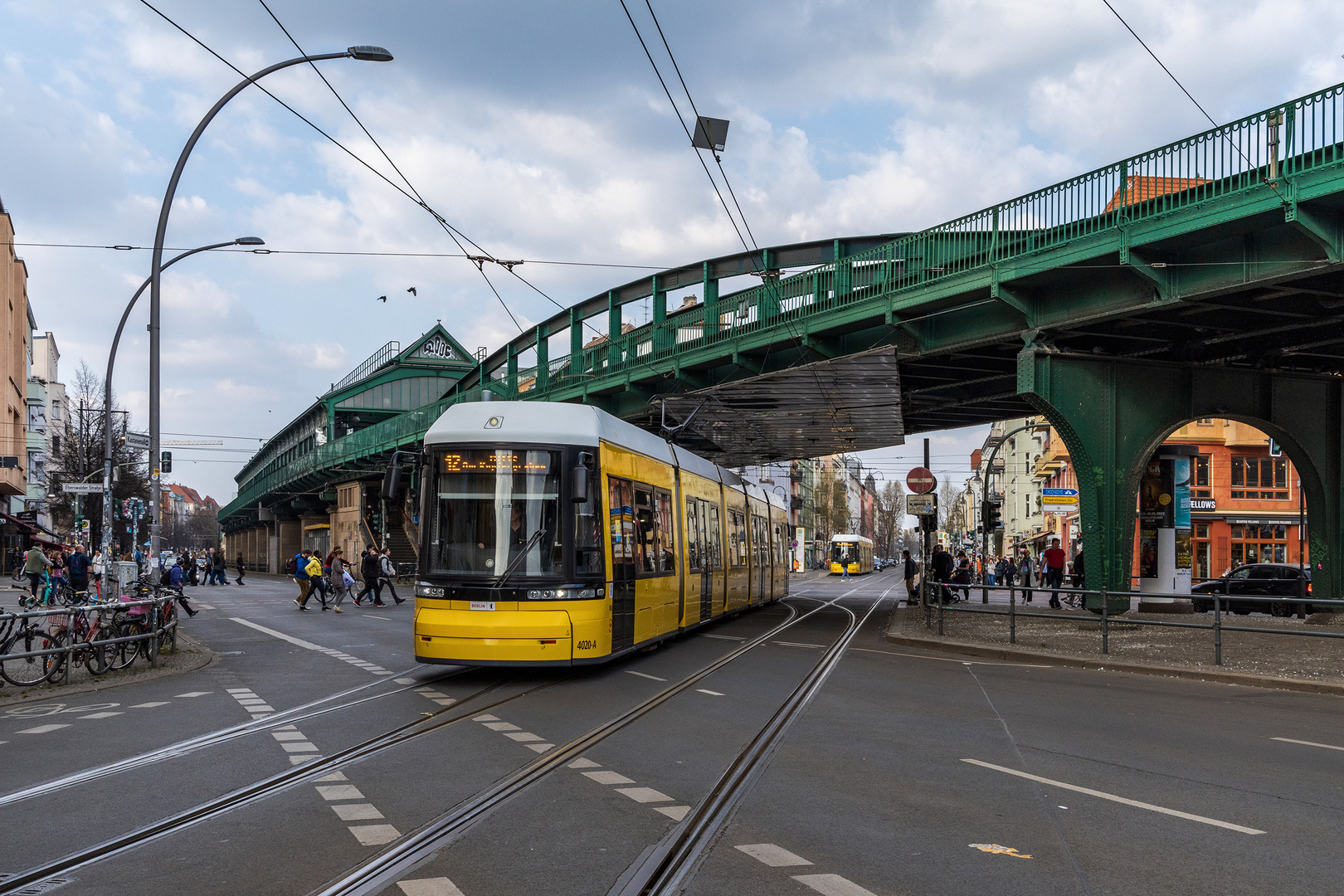 Hochbahn-Durchblicke