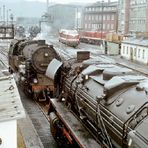 Hochbetrieb am Tage im Bw Saalfeld 1980