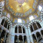 Hochblick im Aachener Dom