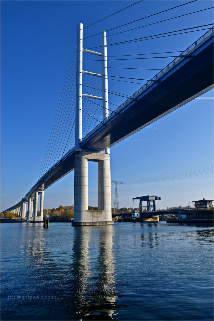 Hochbrücke über den Ziegelgraben in Stralsund