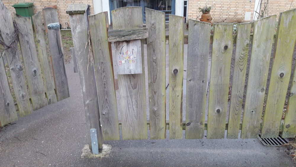 Hochglanzbriefkasten am Waldorfkindergarten