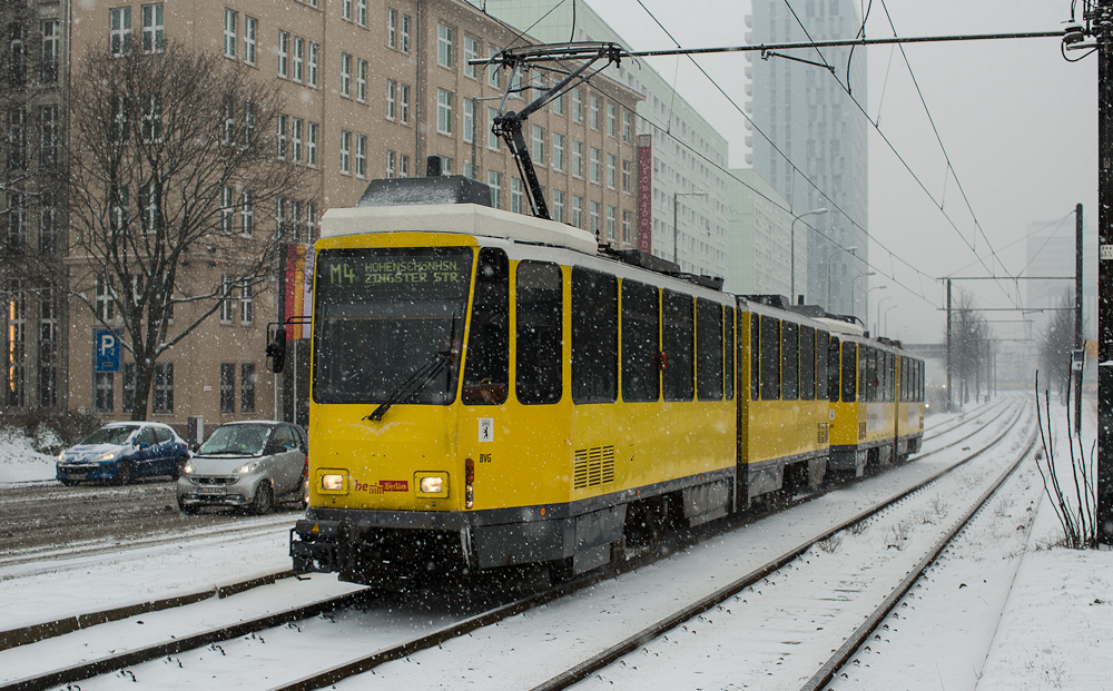 Hochgleis im Schnee