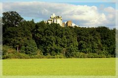 Hochhaus im Grünen