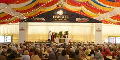 Hochheim - Messe im Festzelt