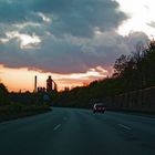 Hochofen, A 42 und Sonnenuntergang in Duisburg