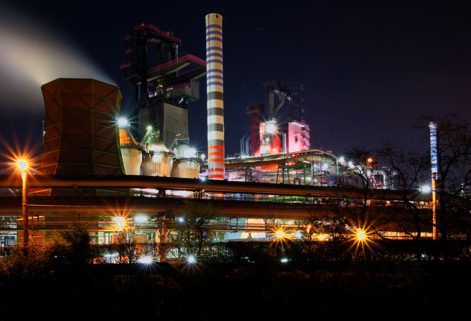 Hochofen Nr. 8 Thyssen in Duisburg Foto & Bild | architektur ...