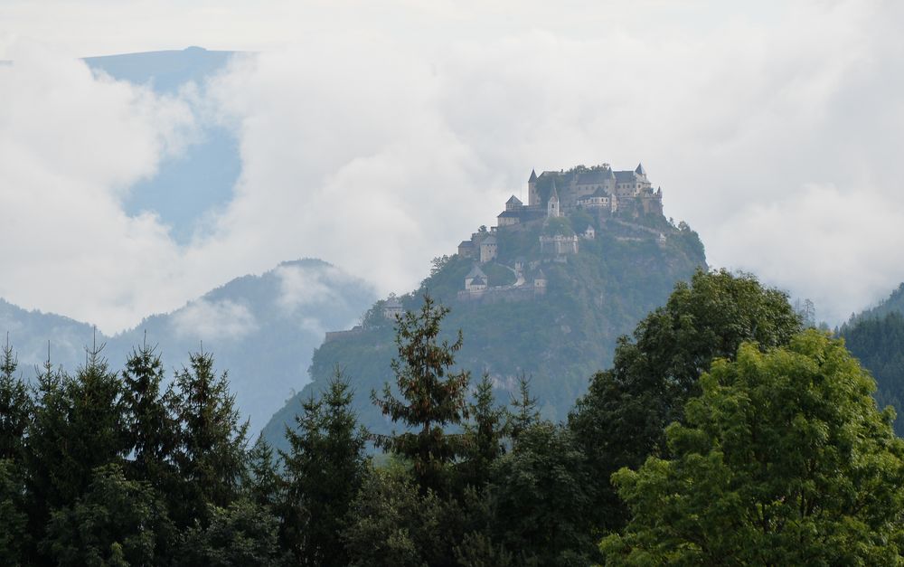 Hochosterwitz im Morgennebel