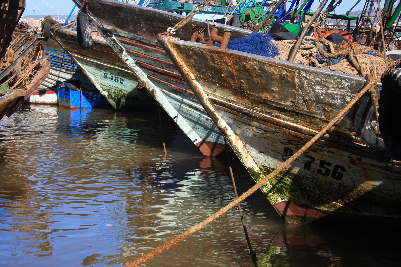 hochseetüchtige Boote im Hafen