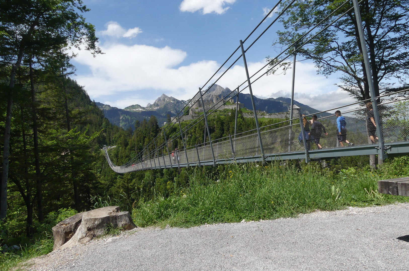 Hochseilbrücke (Highline 179)