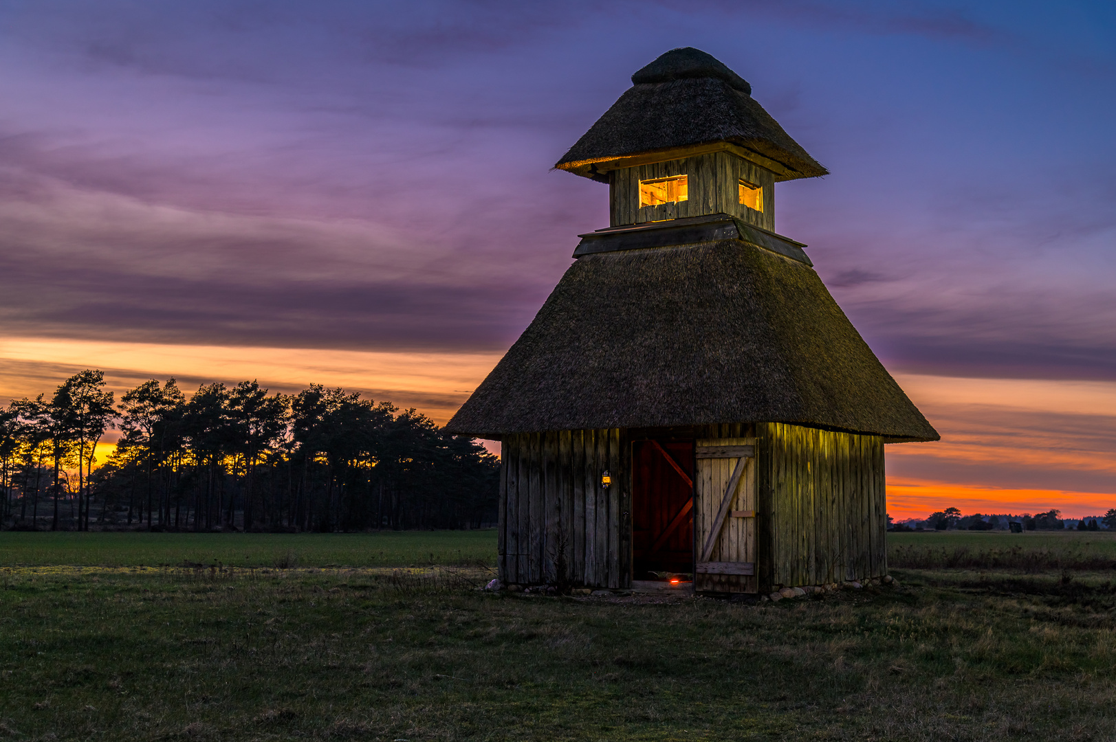 Hochsitz "Moorkirche" sunset