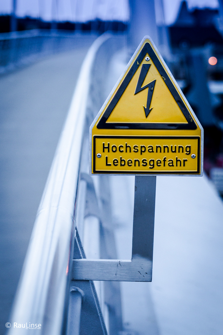 Hochspannung | High Voltage