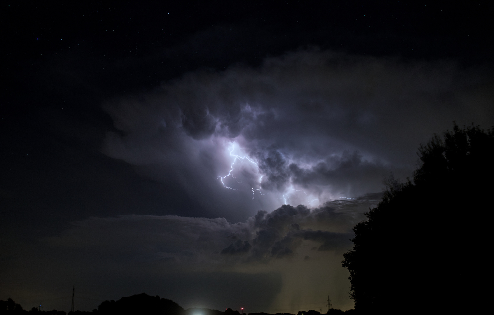 Hochspannung im Himmel