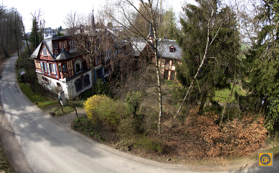 Hochstativ-Aufnahme Haus Neuglück Königswinter