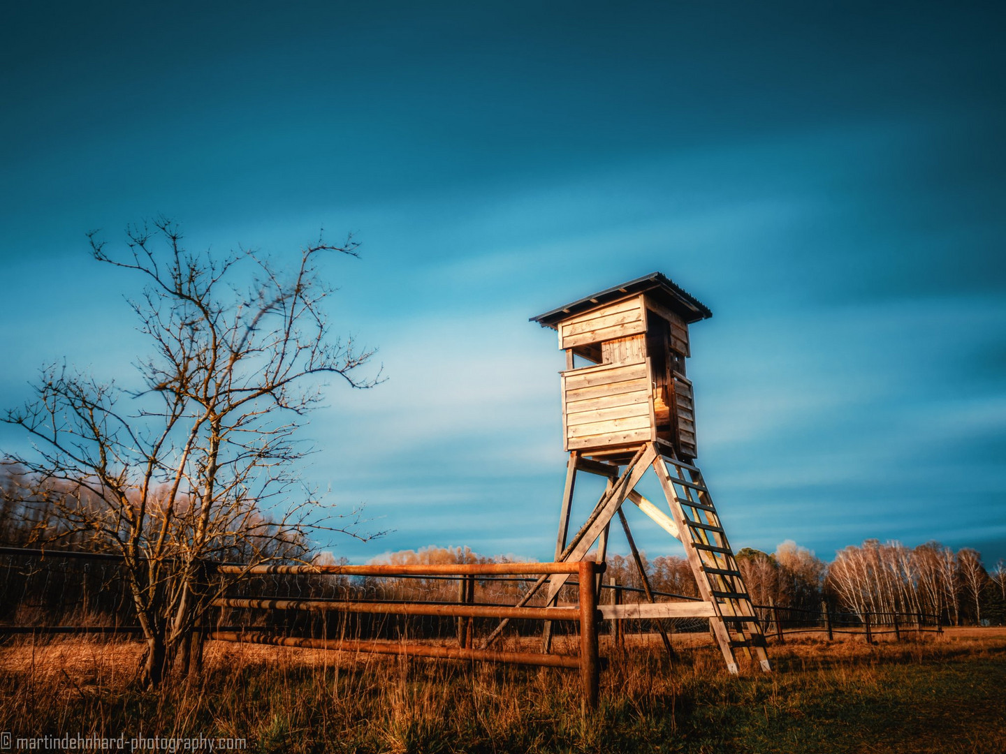 Hochstuhl in der Abendsonne