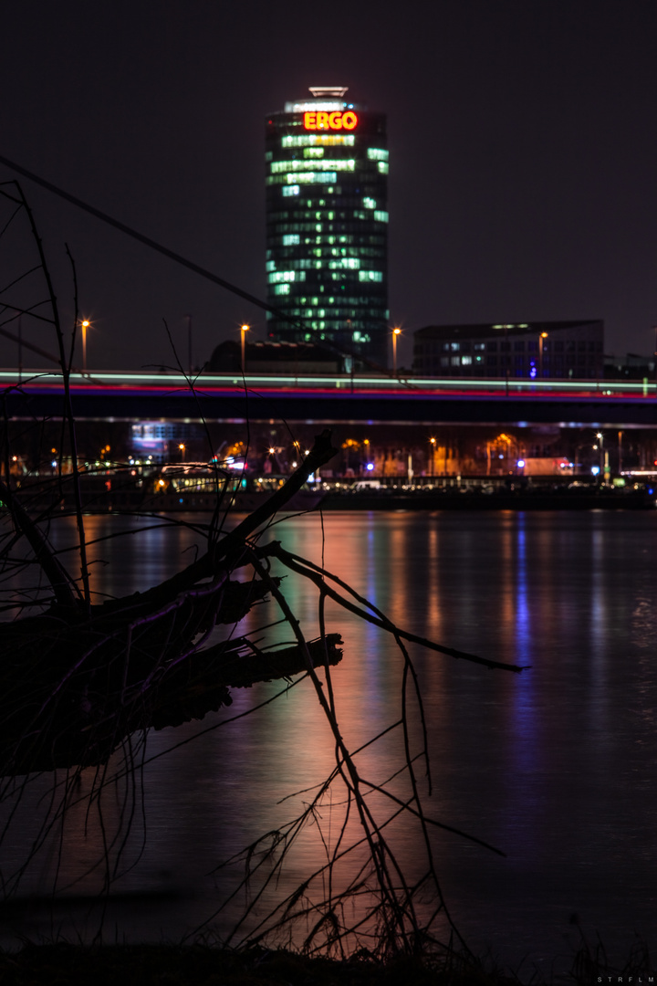 hochwässrige Düsselnacht