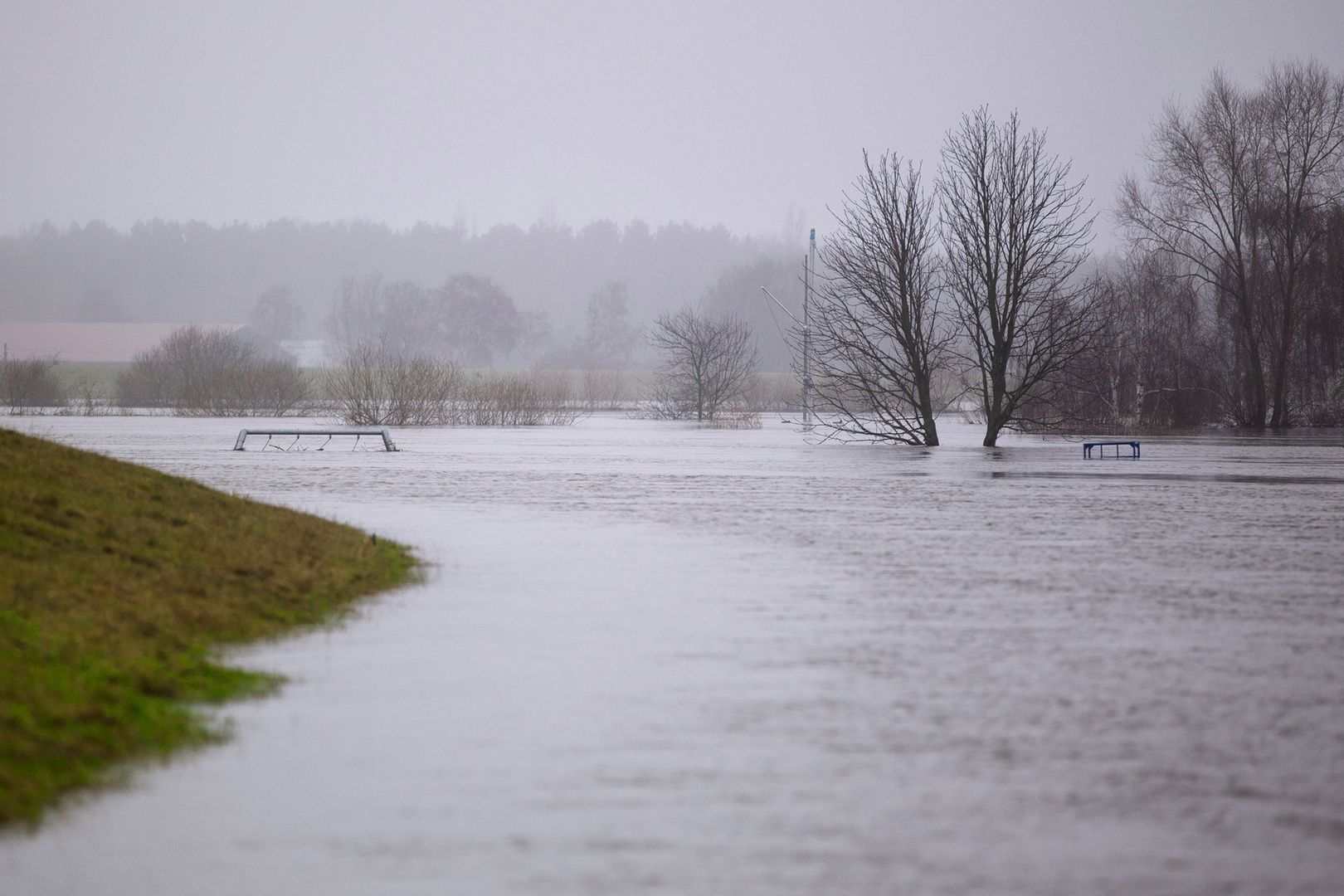 Hochwasser 2011 bei Artlenburg