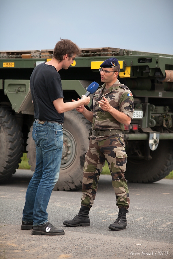 Hochwasser 2013 - die deutsch französische Brigade vor Ort