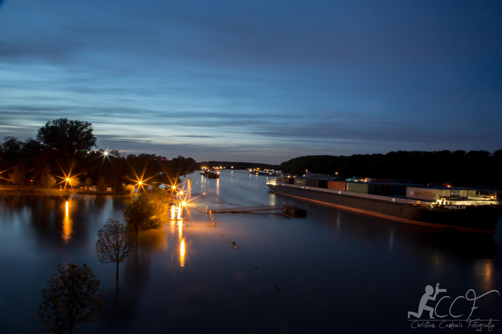 Hochwasser am Rhein bei Germersheim 07.05.2015