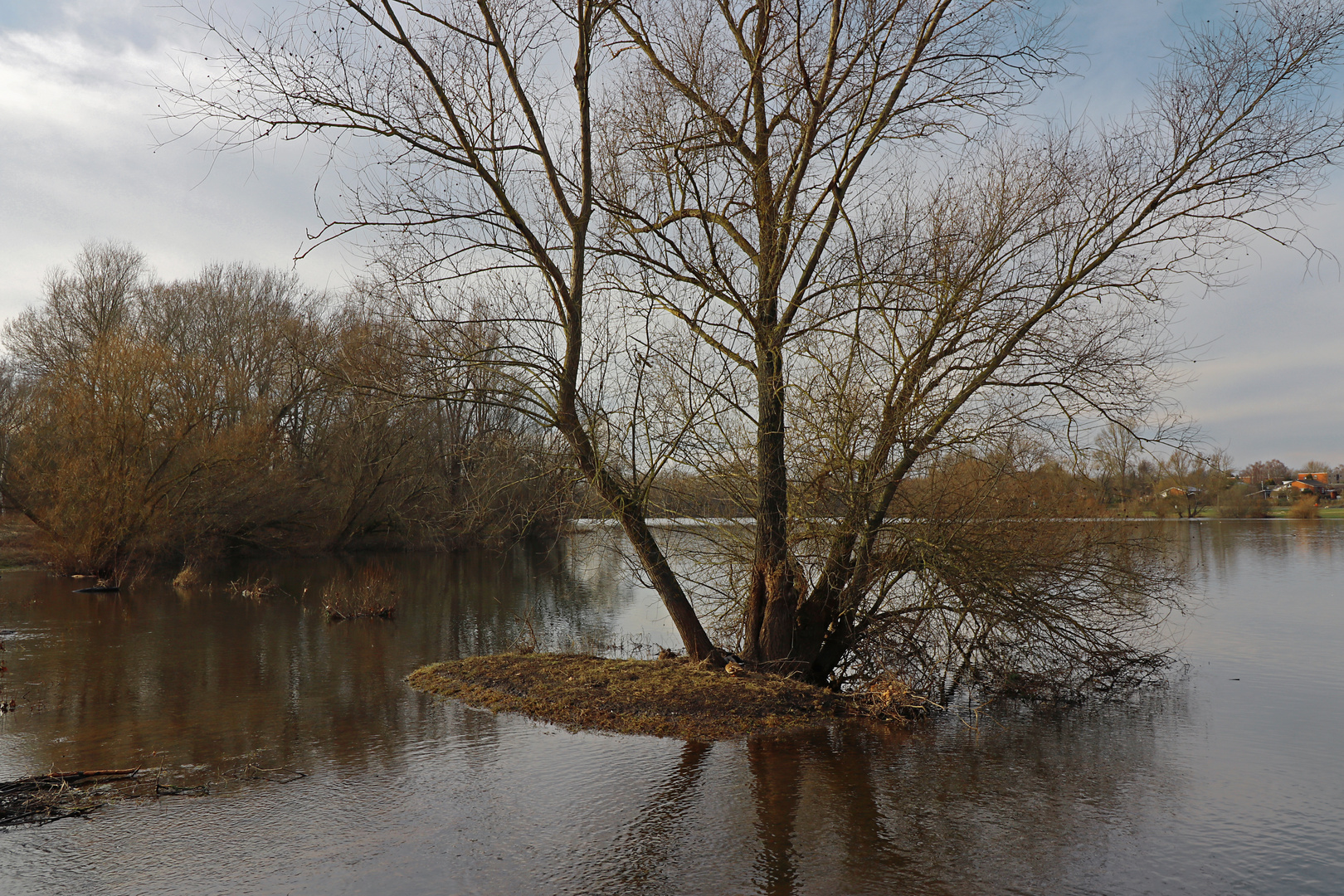 Hochwasser am Seeufer