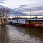 Hochwasser an der Brückenbaustelle...