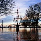 Hochwasser an der Duisburger Mühlenweide