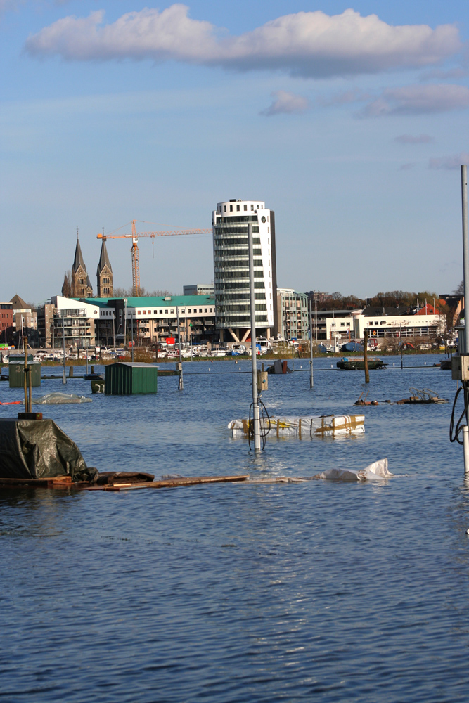 Hochwasser an der Maas bei Roermond am 23 März 2008 4