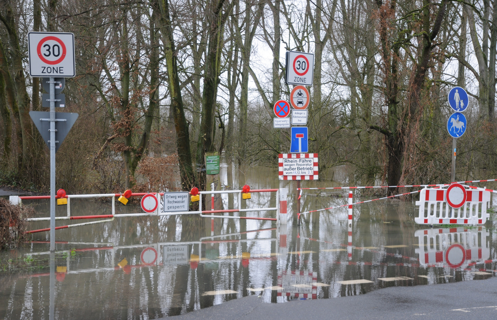 Hochwasser . . .