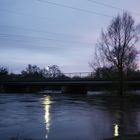 Hochwasser in der Dämmerung