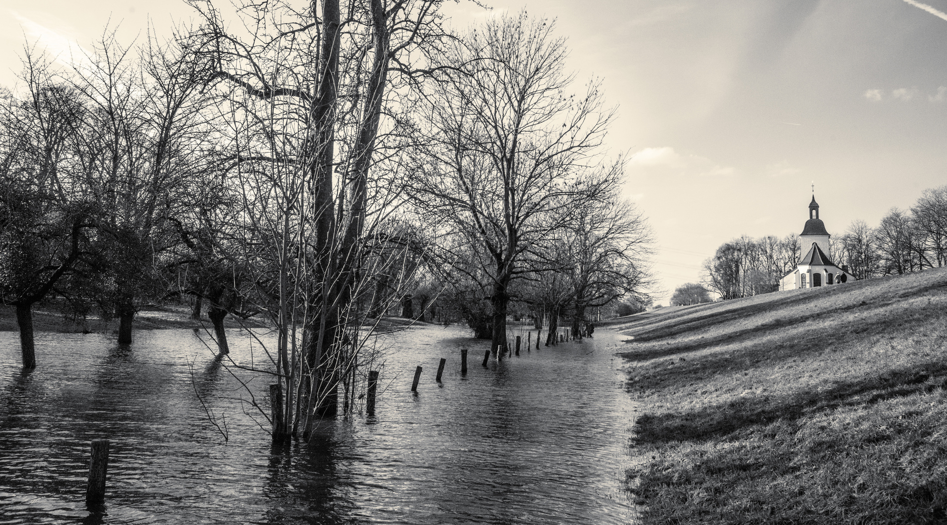 Hochwasser in Friemersheim 1