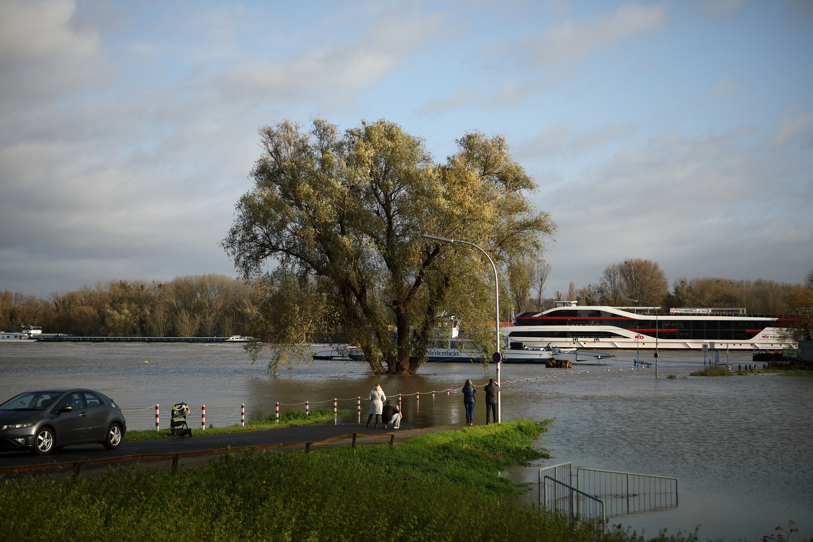 Hochwasser schauen