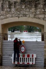 Hochwasser Tourist