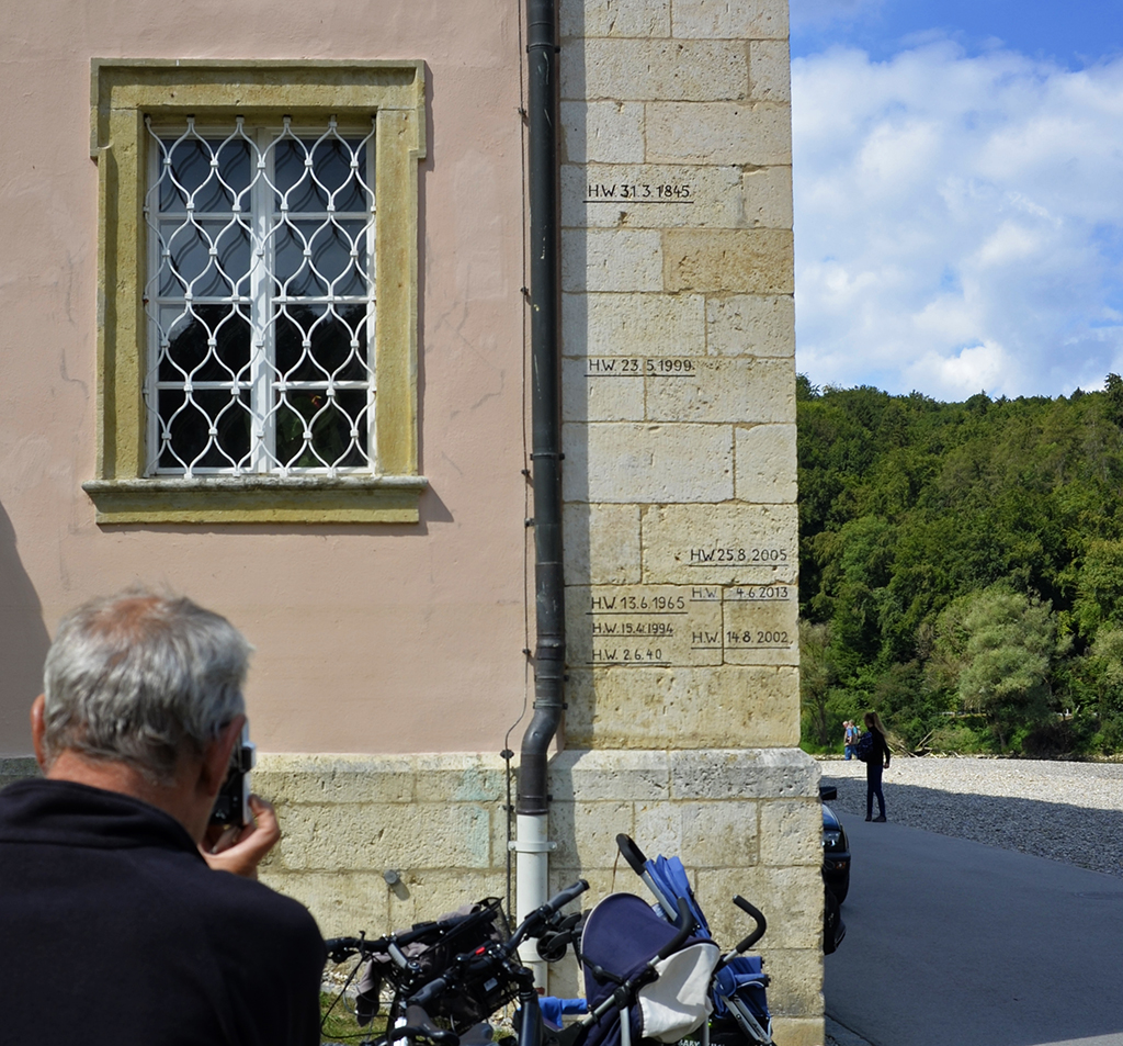 Hochwassermarken am Kloster Weltenburg