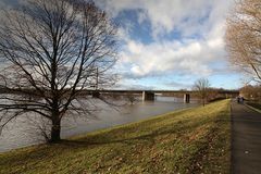 Hochwasserstimmungen Rhein/Sieg (7)