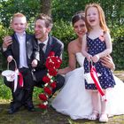 Hochzeit - Brautpaar mit Kindern