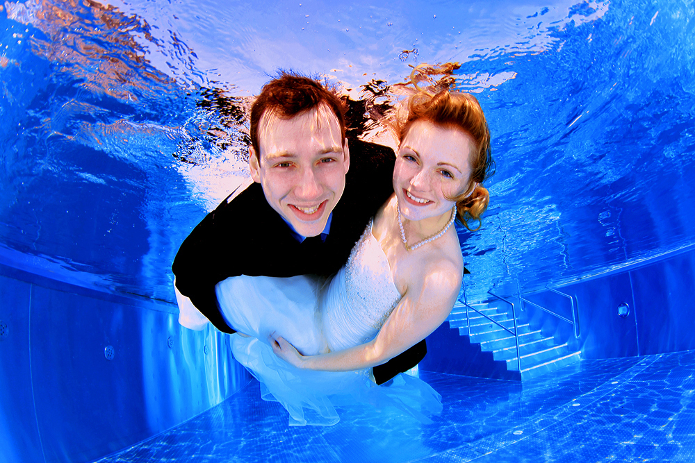 Hochzeit Unterwasser Fotoshooting - underwater wedding photography