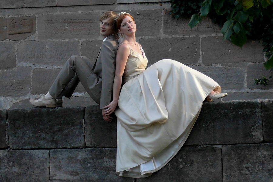 Hochzeitlich auf der Mauer....