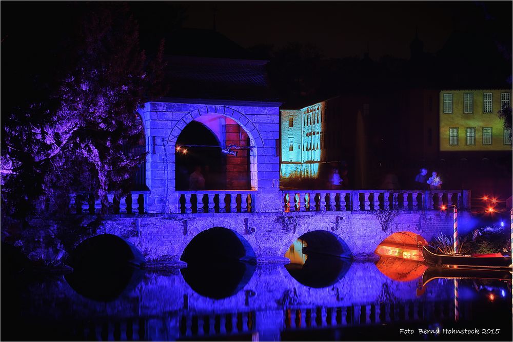 Hochzeitsbrücke auf Schloß Dyck zur Illumina ...2015