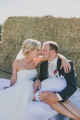 Hochzeitsfotografin-Bayern –Niederbayerische-Bauernhochzeit-mit Simone Bauer Photography