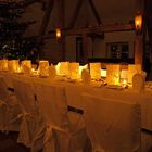 Hochzeitstafel bei Kerzenlicht