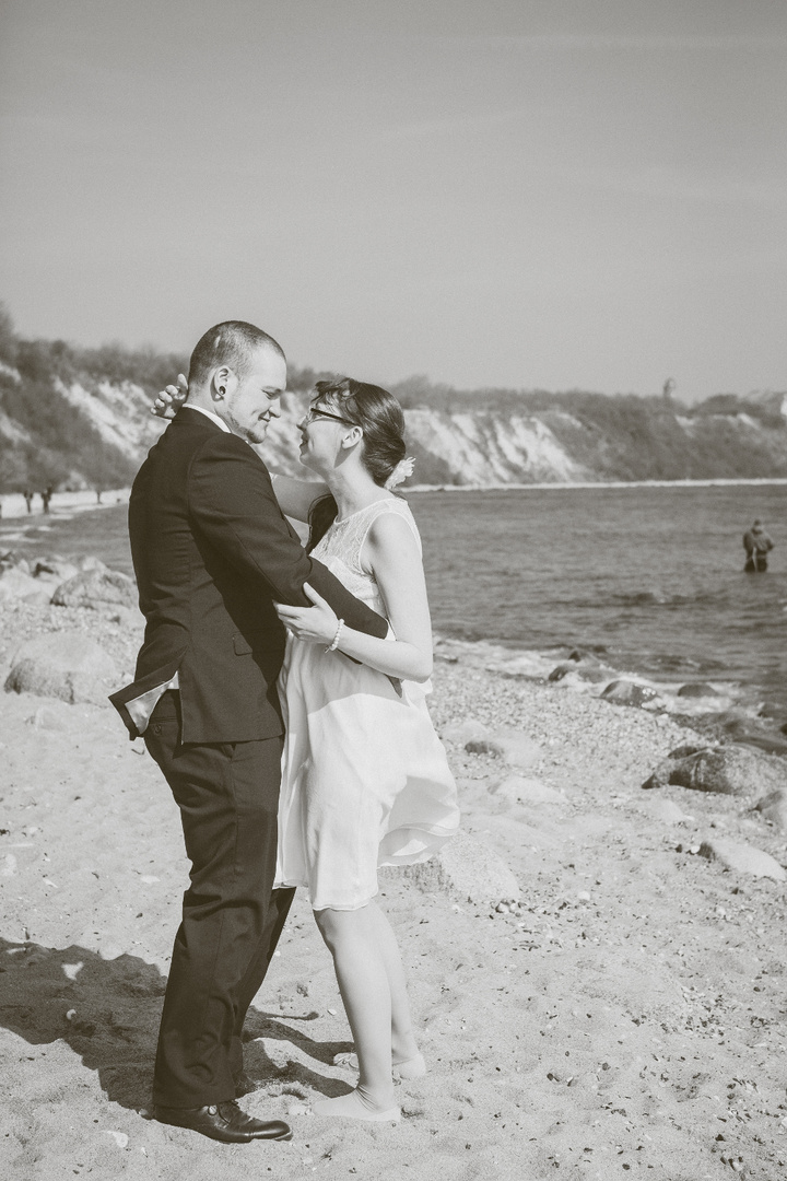 Hochzeitstanz am Strand