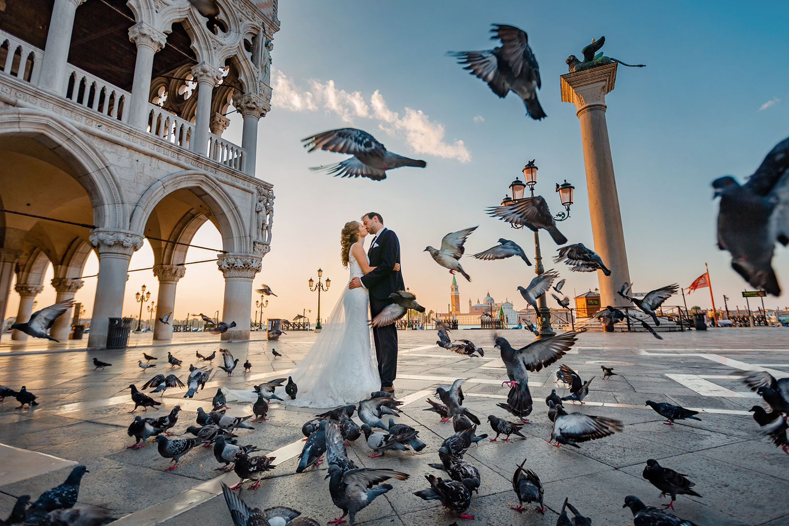 Hochzeitstauben in Venedig