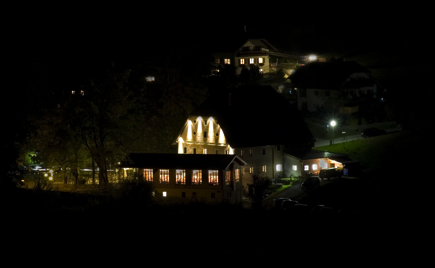 Höglwörth bei Nacht