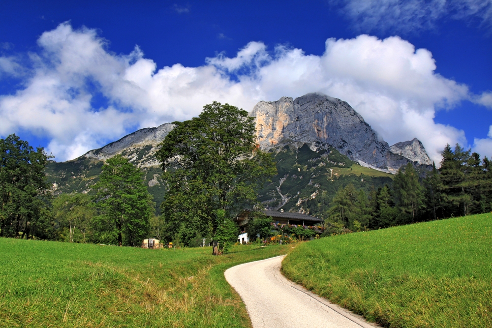 Höhenweg mit Untersberg