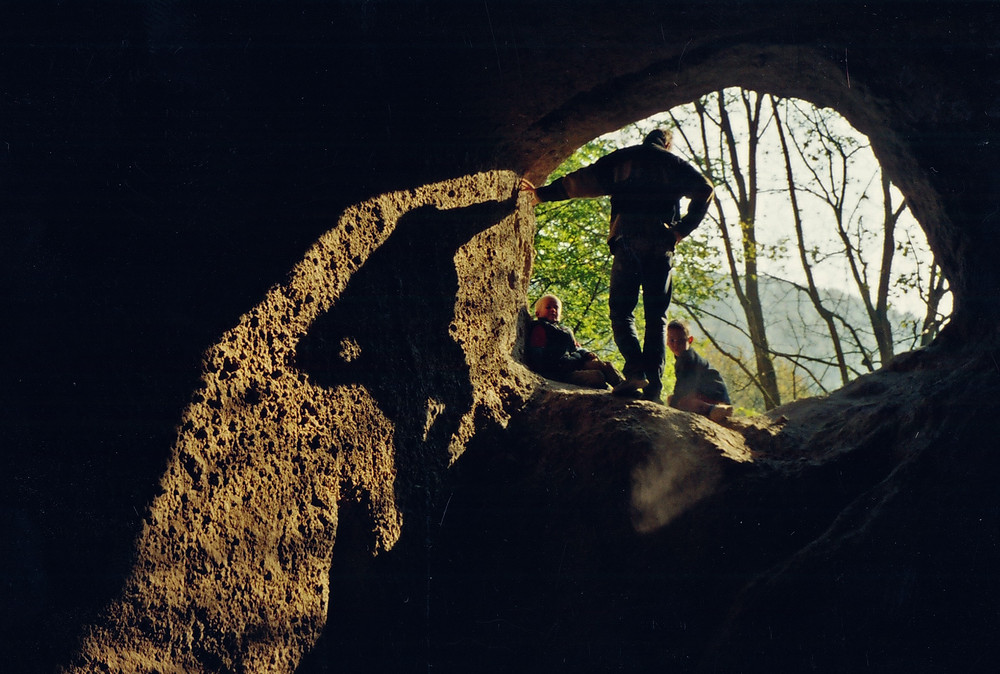 Höhle