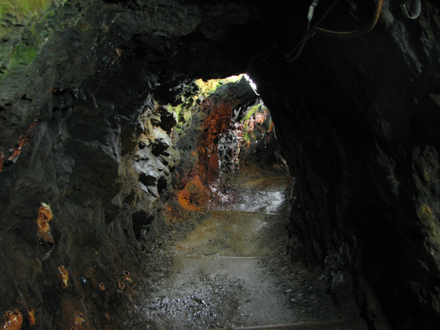 Höhle