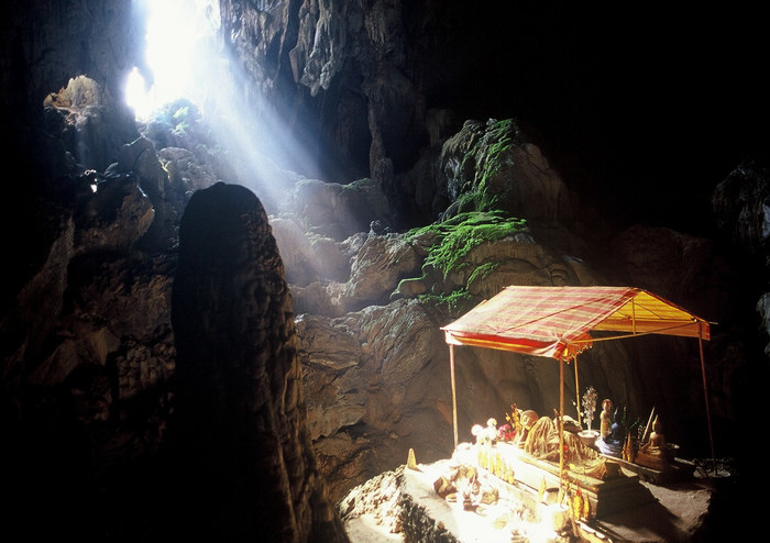 Höhle bei Vang Vieng