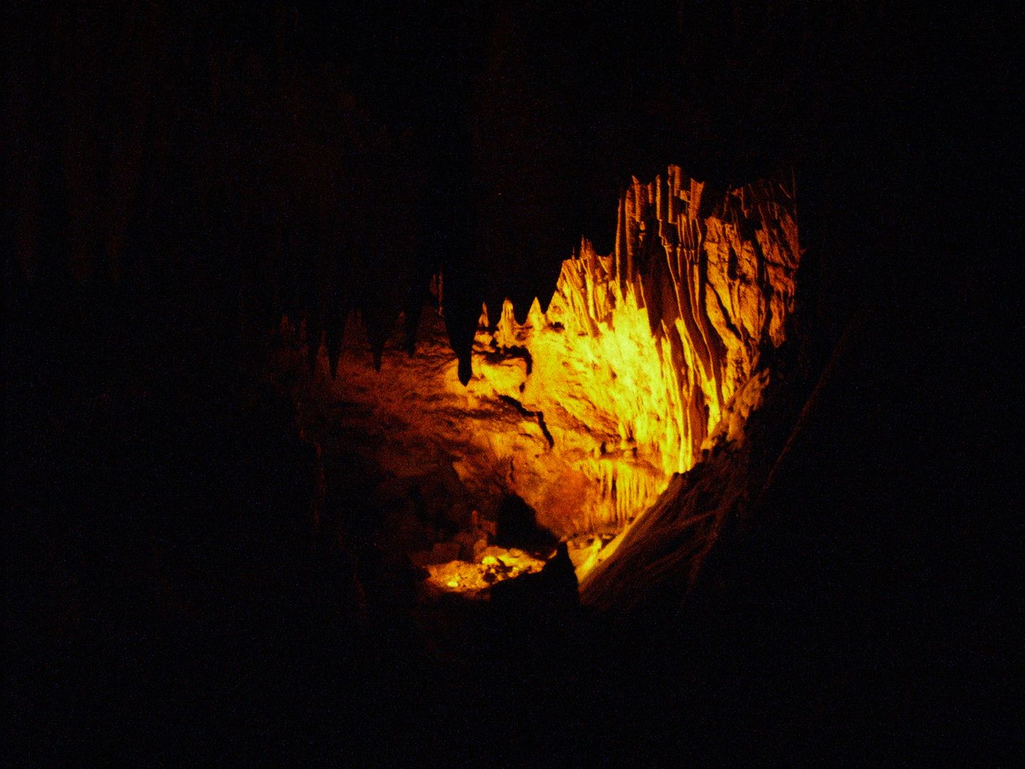 Höhle - Grotte