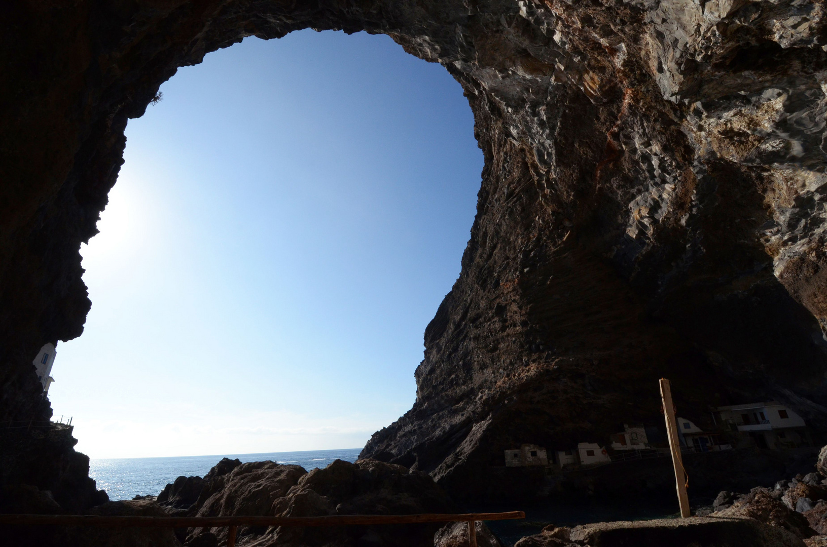 Höhle in der "Piratenbucht"