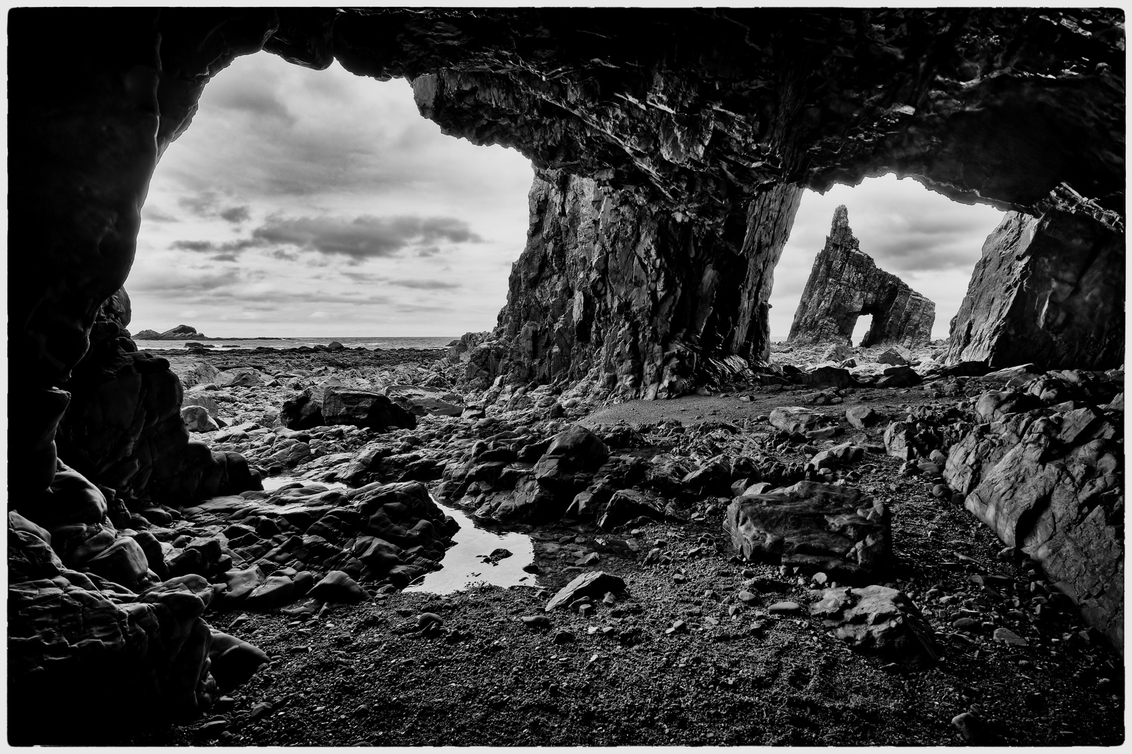 Höhle mit Aussicht