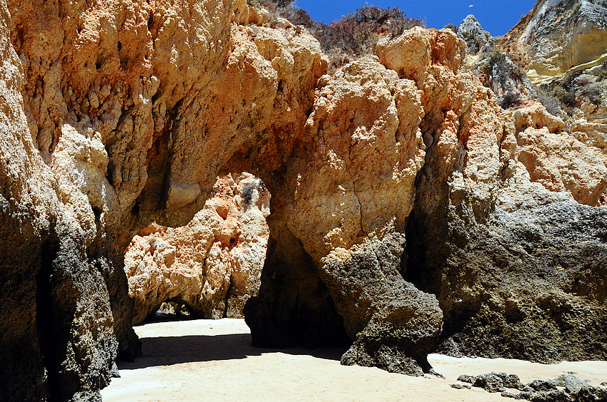 Höhlen und Buchten der Algarve IV